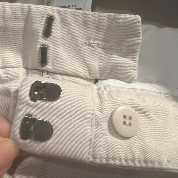 Dockers Ideal Fit Women's 6 Long Khaki Slacks-Casual-100 % Cotton-Front Pockets - Picture 7 of 13